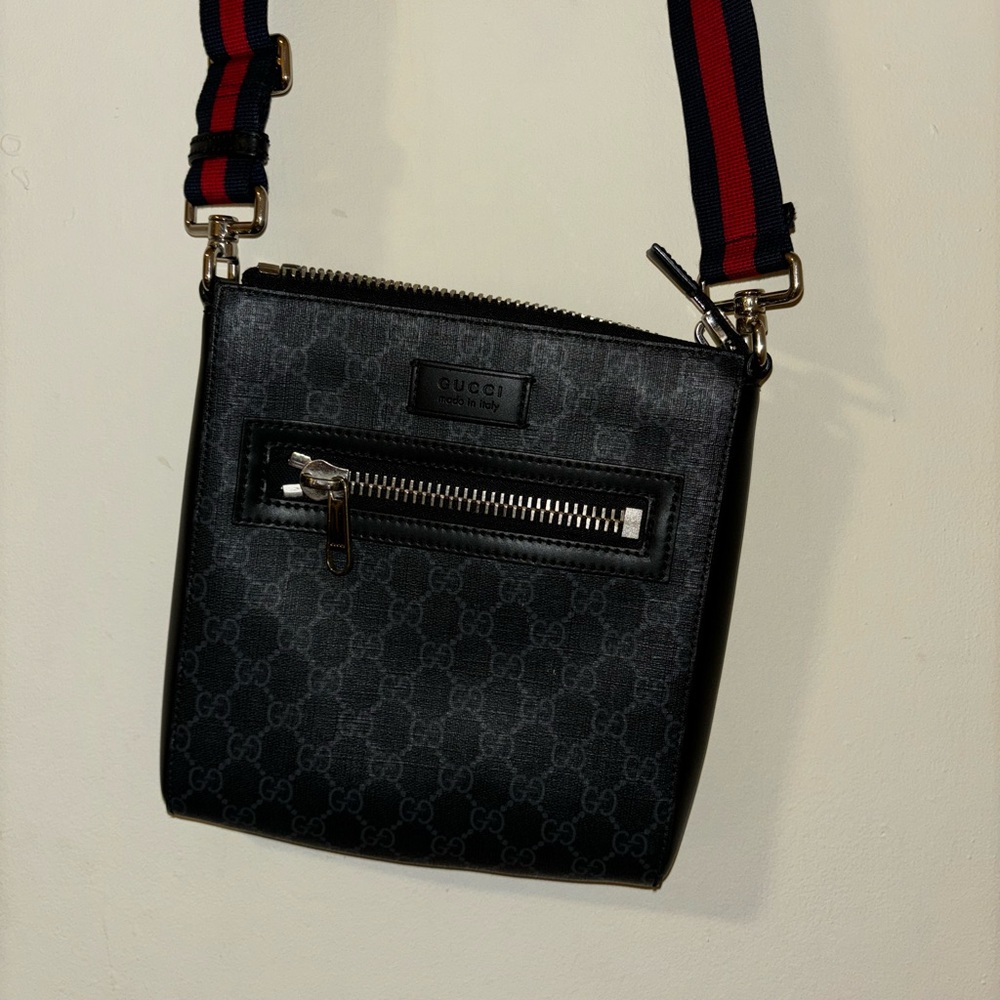 Gucci crossbody bag